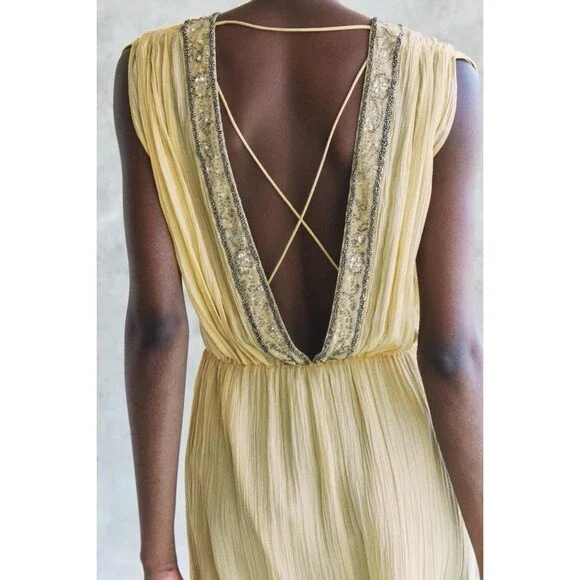 green emerald velvet dress Embroidered beaded dress main image 0